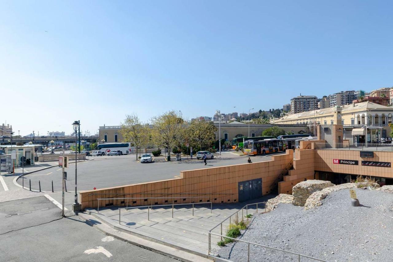 Joivy Apartment For 4 Near The Port Of Genoa Exterior photo