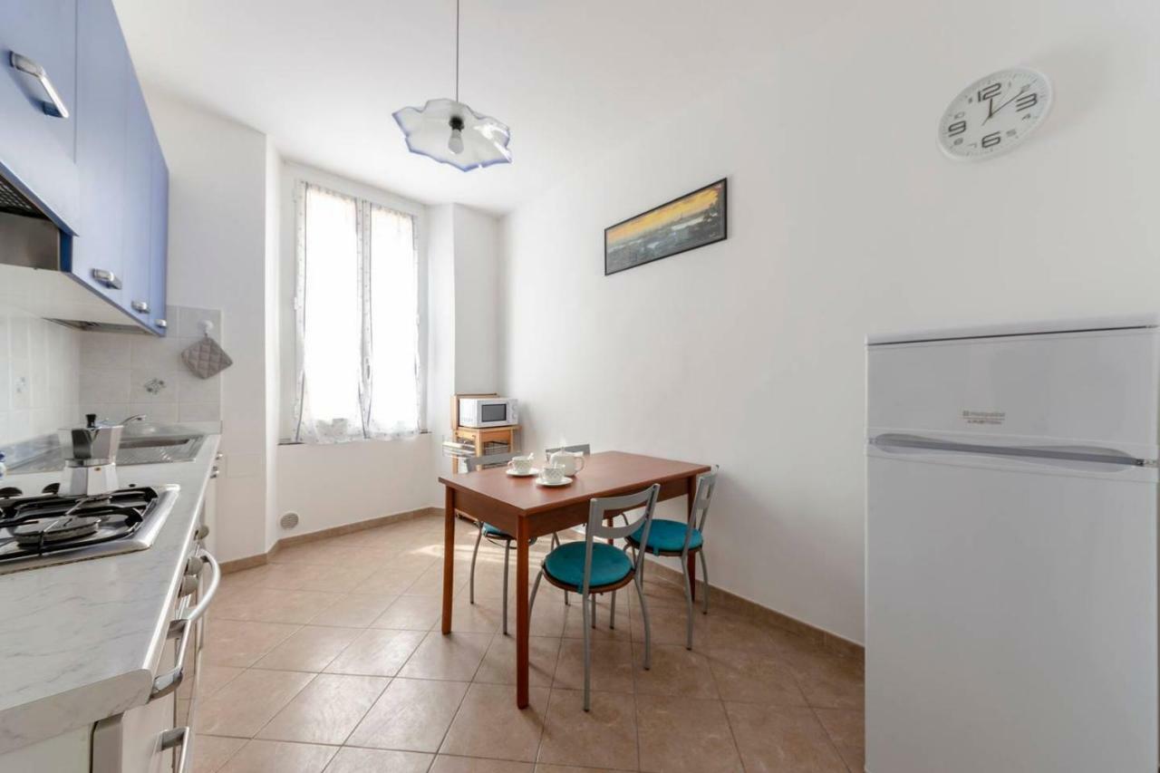 Joivy Apartment For 4 Near The Port Of Genoa Exterior photo